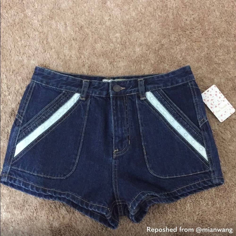 Free People lace trim dark denim shorts size28